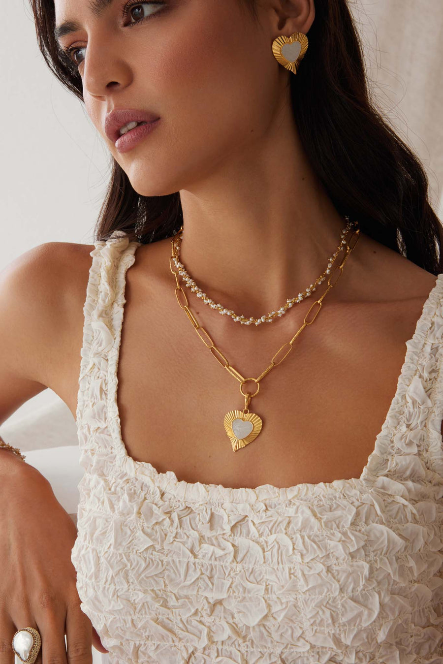 soru jewellery textured gold and enamel heart charm. Clip on charm