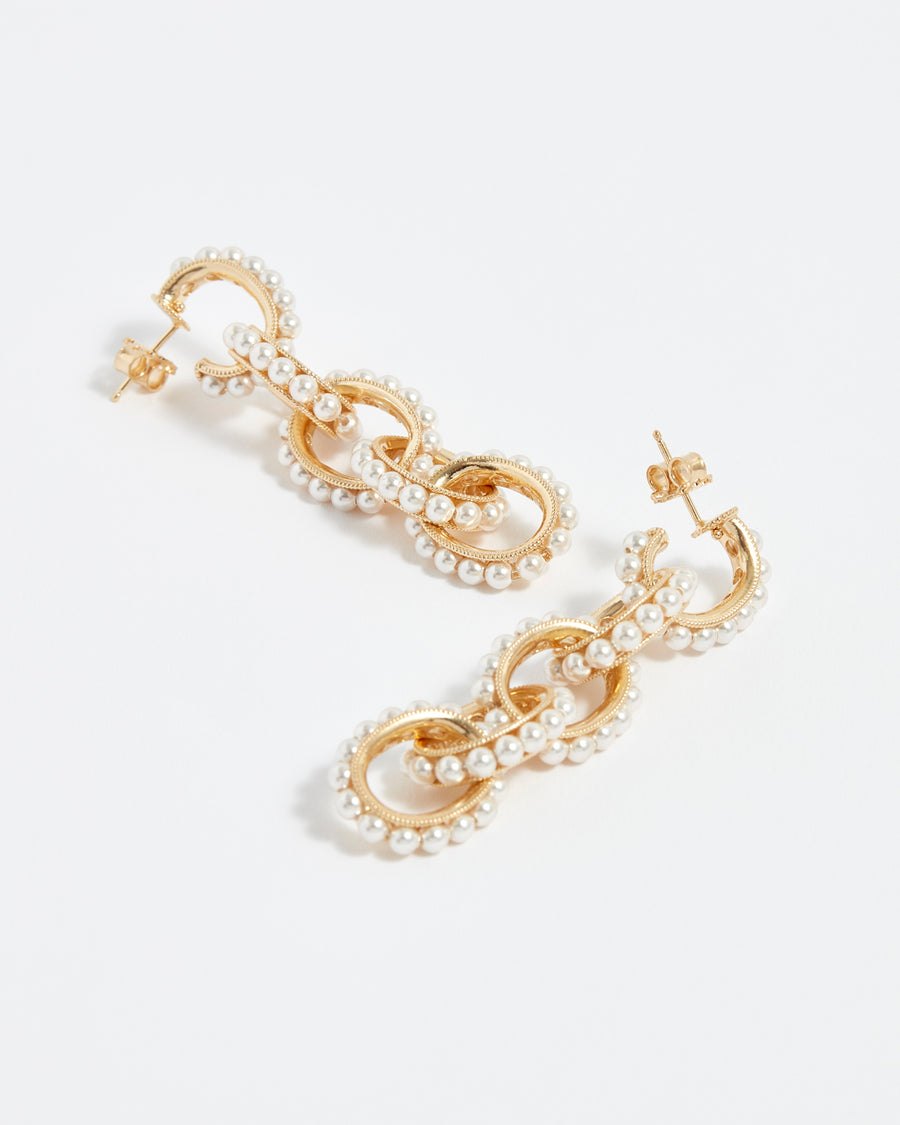 soru jewellery pearl chain link earrings on gold vermeil, seen on celebrities and influencers