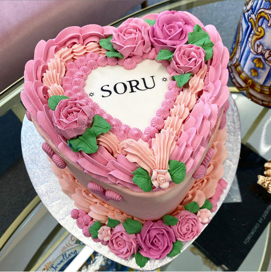 soru jewellery 7th birthday pink heart flower cake