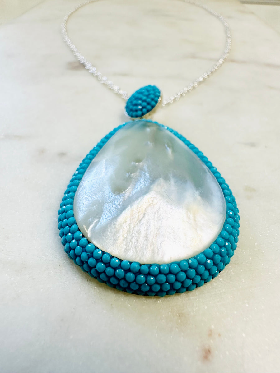 Sample Sale/58 Turquoise Pendant Necklace