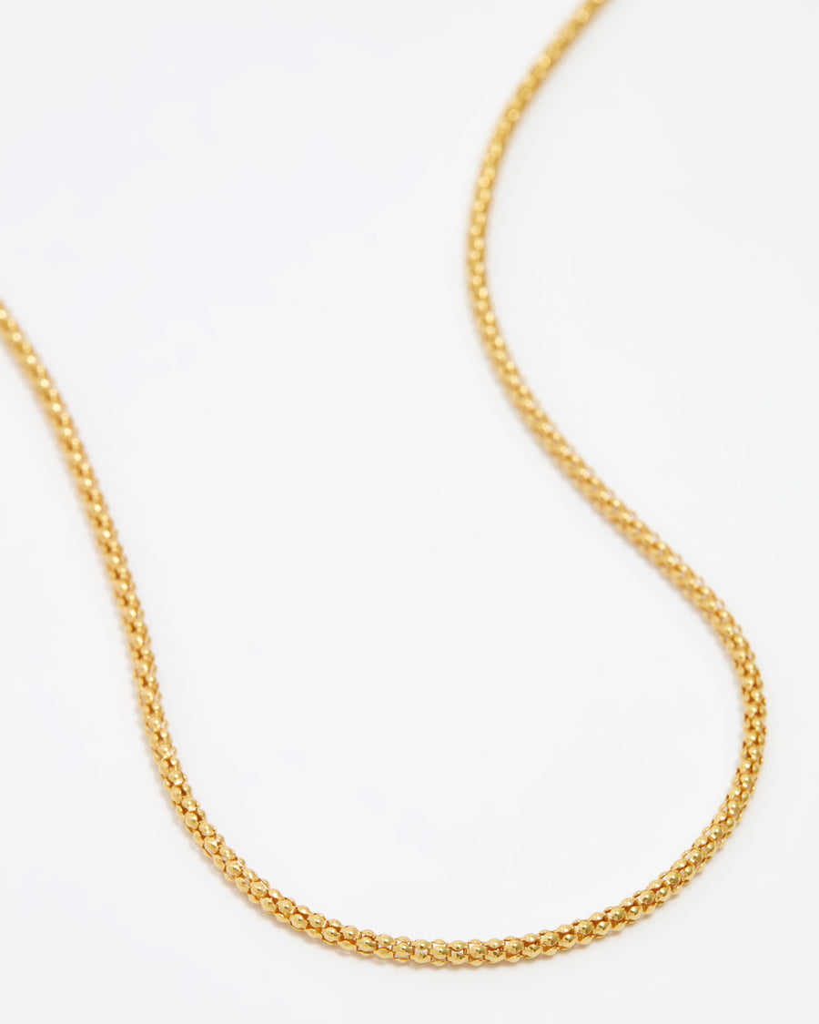 soru jewellery gold rope chain close up details 