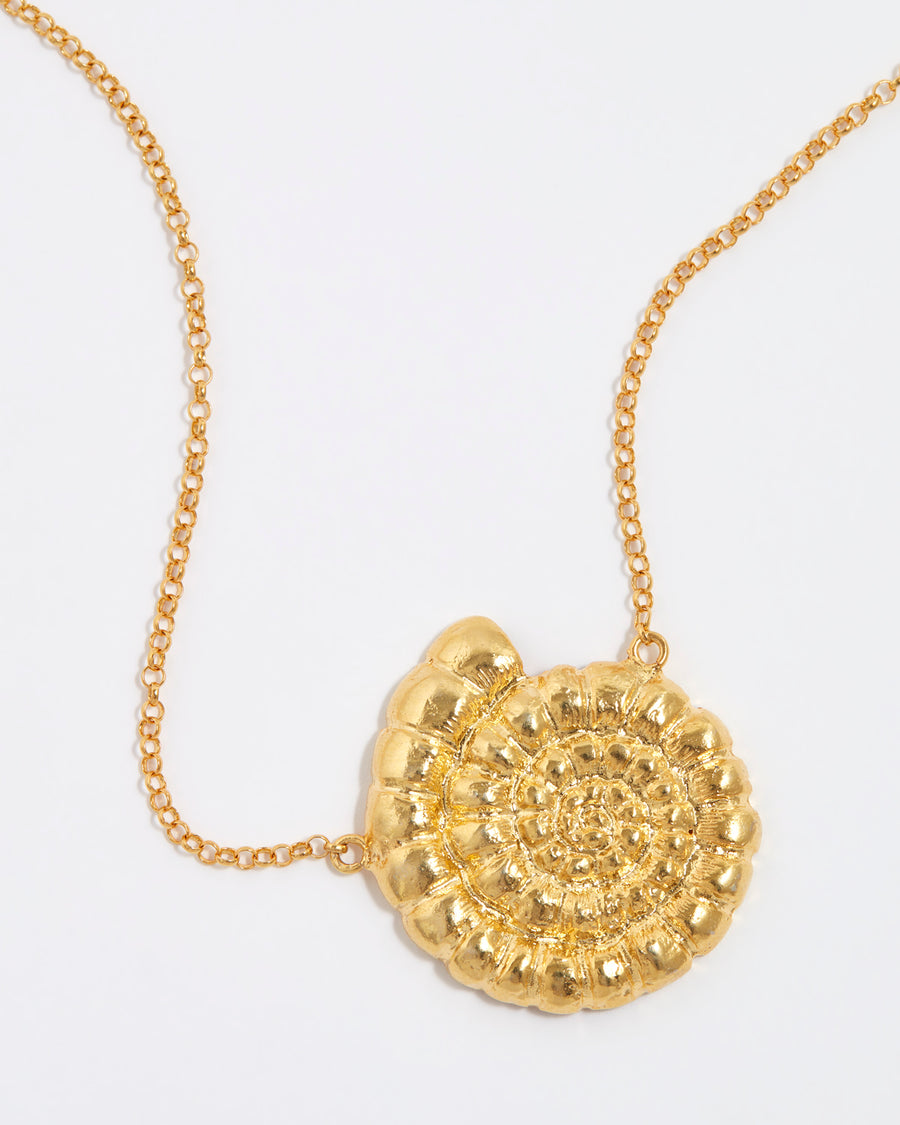 soru jewellery gold fossil pendant necklace