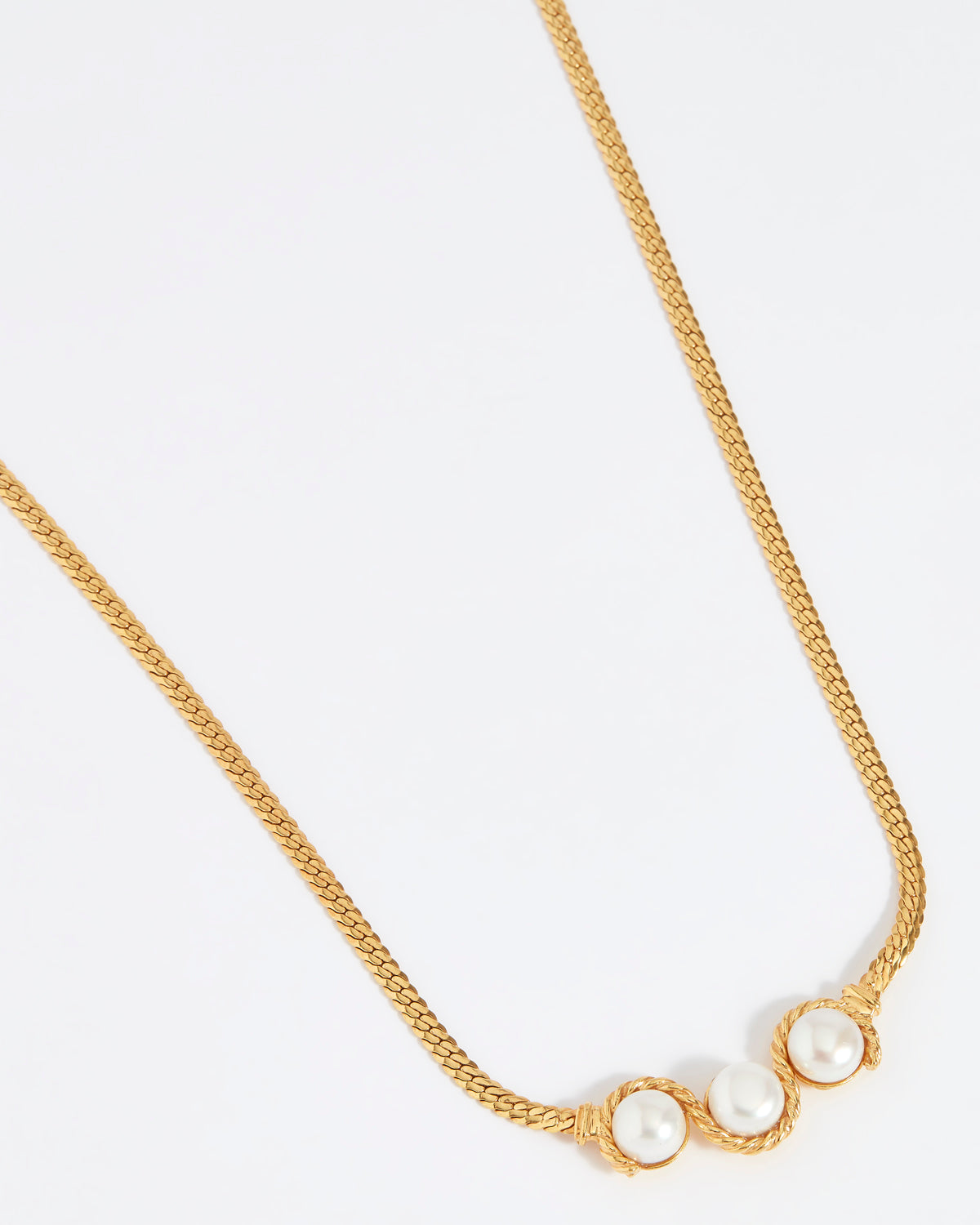 Viola Necklace
