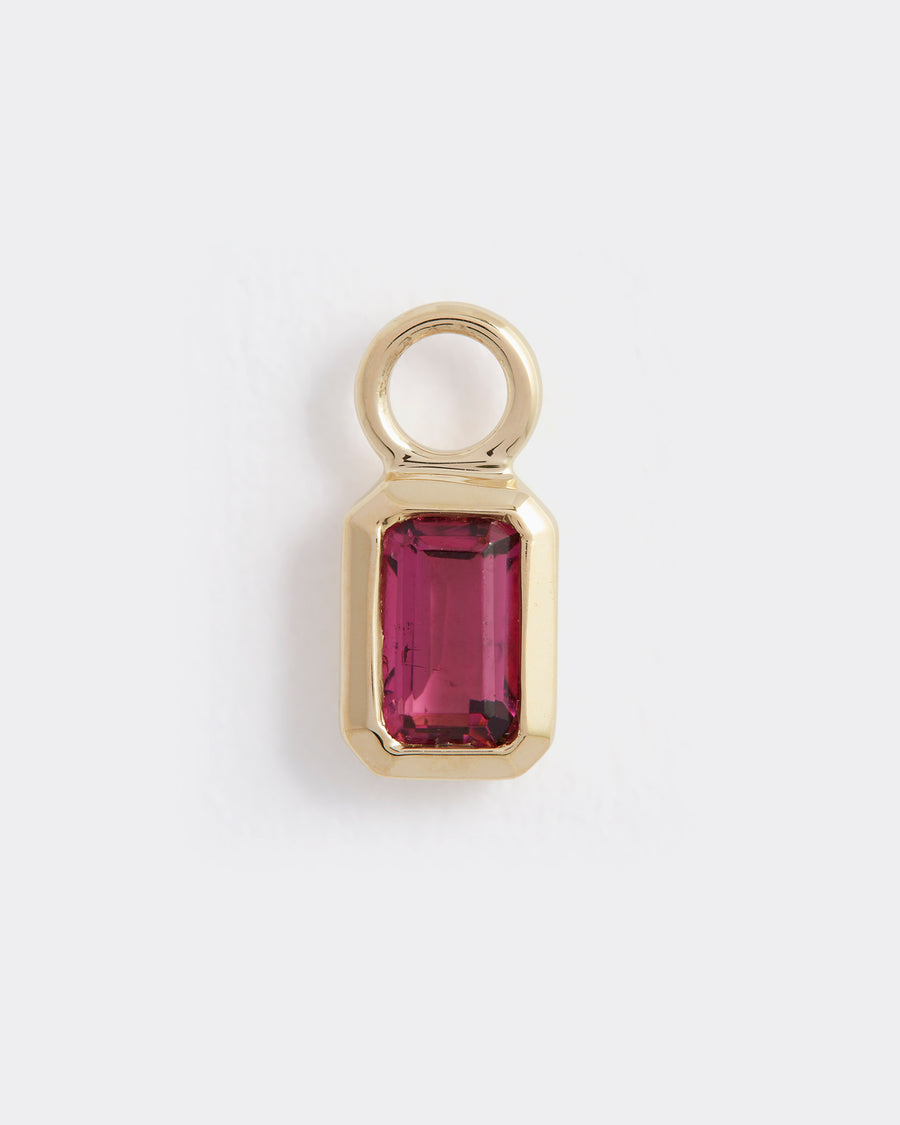 Soru Jewellery Pink Tourmaline birthstone charm in 14k gold, product shot