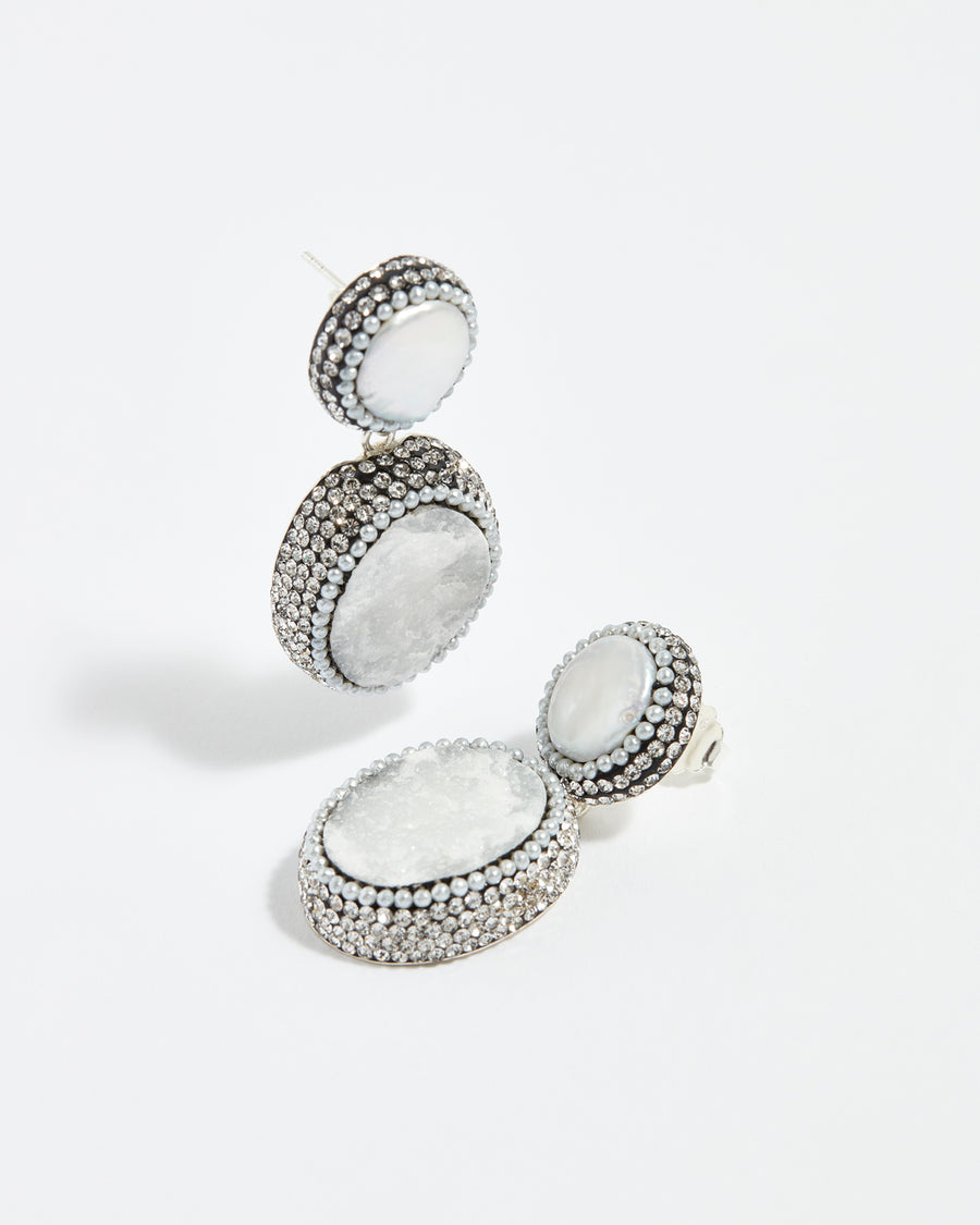 white chalcedony soru jewellery earrings, white soru pearl earrings, silver soru