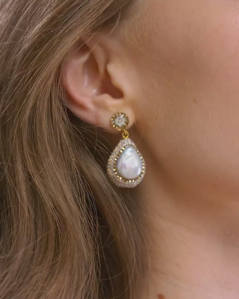soru jewellery baroque pearl earrings, soru pearl earrings, soru pearl and opal earrings